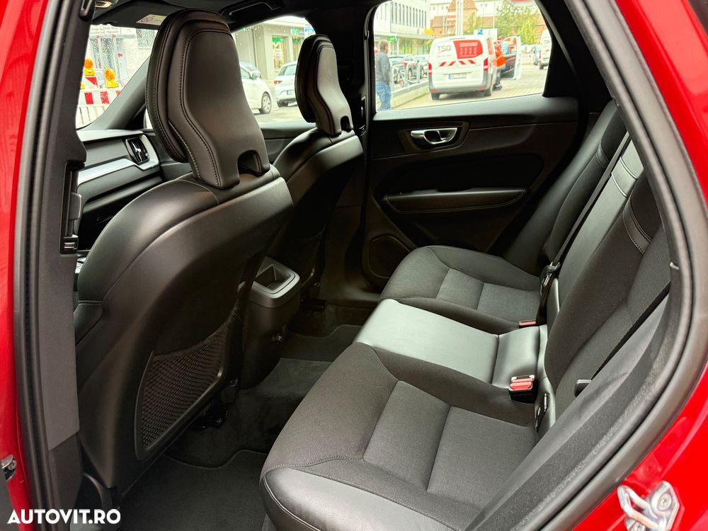 Volvo XC 60 D4 Geartronic Momentum Pro - 10