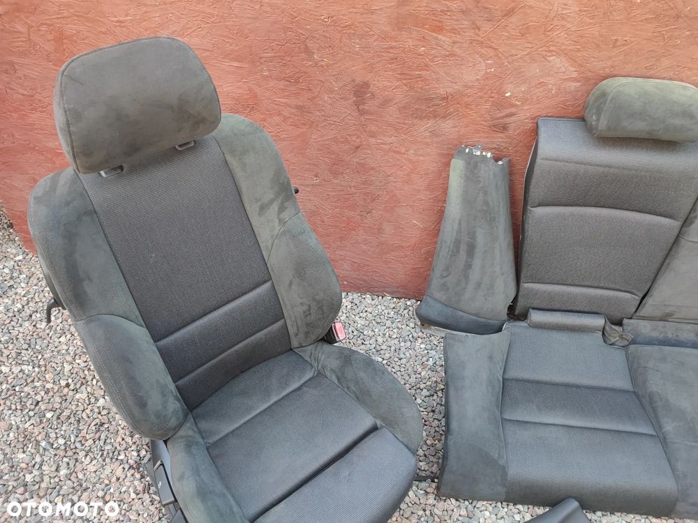 BMW E46 COUPE / M3 ORYGINALNY KOMPLET FOTELI PRZÓD SPORTSIZE / SPORTY + KANAPA TYŁ + BOCZKI EUROPA W WERSJI M-PAKIET ALCANTARA / MATERIAŁOWE ALCANTARA W BARDZO DOBRYM STANIE O NR. 52 10 8 226 419 / 52 20 7 895 608 / 52 20 7 156 167 / 52 10 7 039 640 OEM - 5