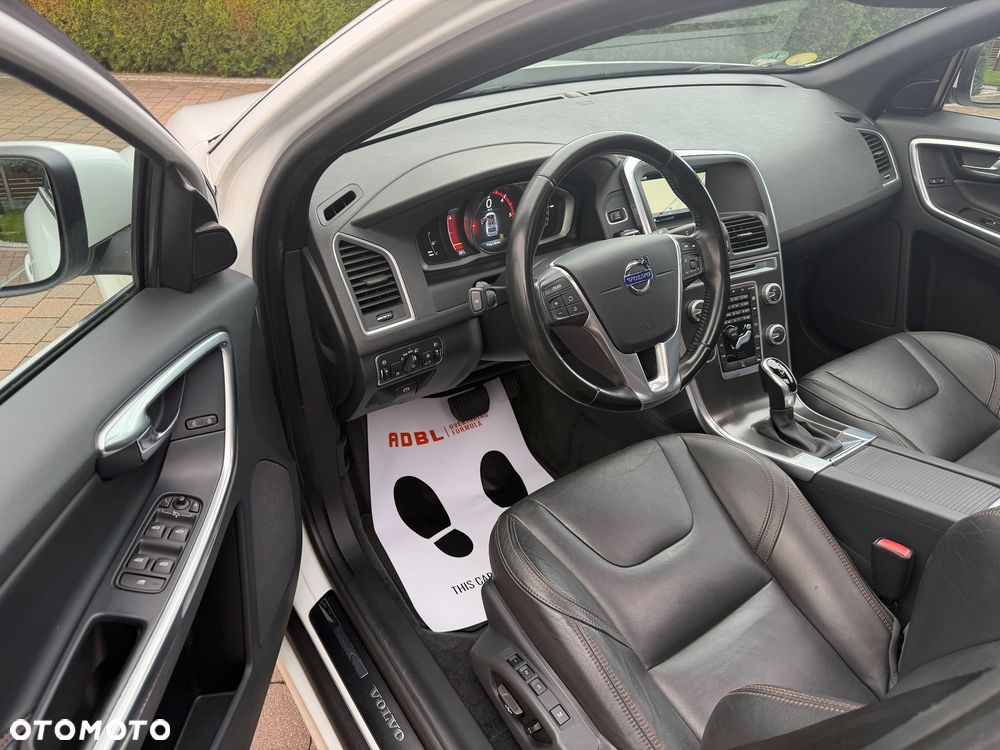 Volvo XC 60 D4 Drive-E Ocean Race - 7