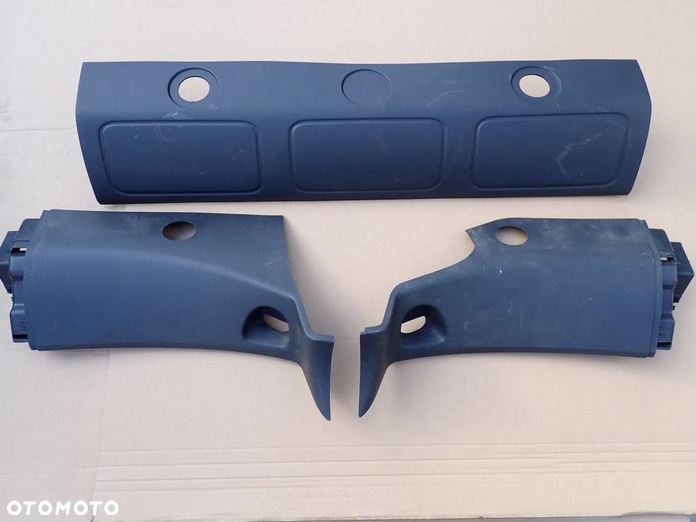 Trafic III,IV Vivaro Talento Primastar NV300 Obudowy Plast.Tylnej Części Pasażerskiej Bez Klimy - 1