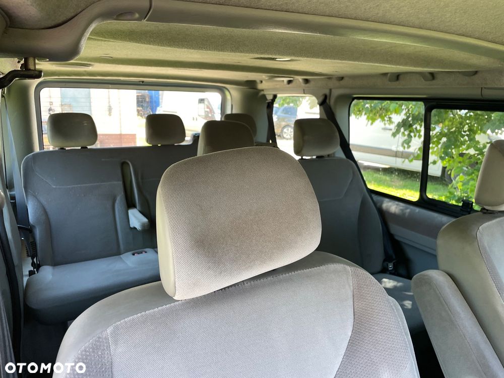 Opel Vivaro - 11