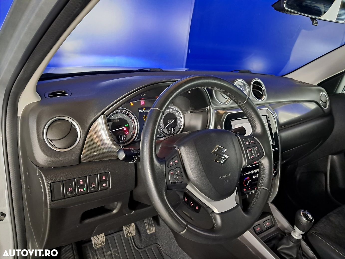 Suzuki Vitara - 10