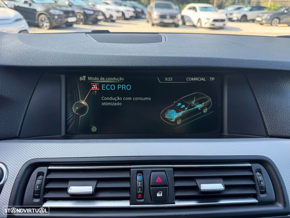 BMW 535 d Pack M Auto - 29