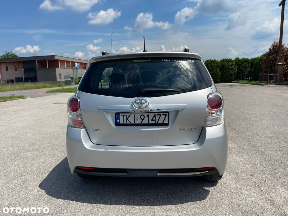 Toyota Verso 2.0 D-4D Premium - 5