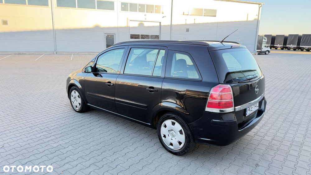 Opel Zafira 1.6 Enjoy - 17