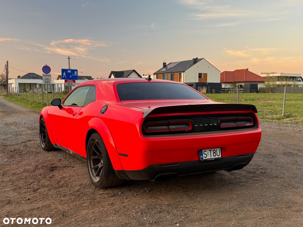 Dodge Challenger - 20