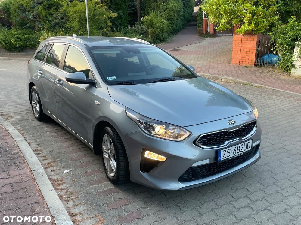 Kia Ceed - 4