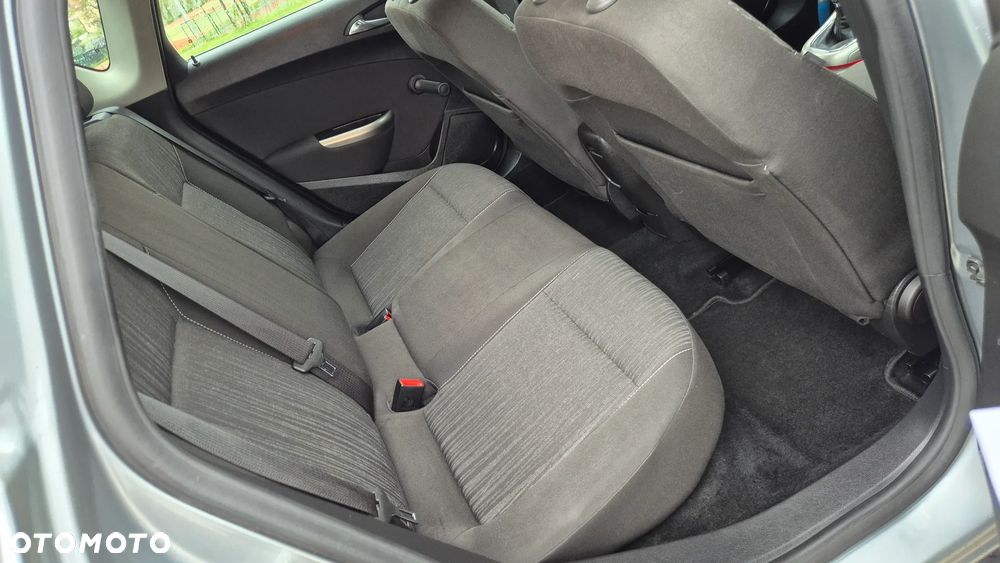 Opel Astra 1.4 Turbo Design Edition - 9