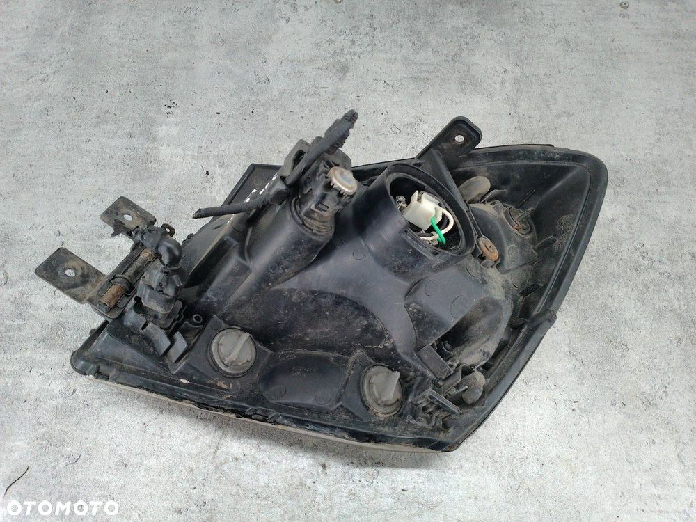 LAMPA PRZÓD PRAWA KIA SPORTAGE II - 7