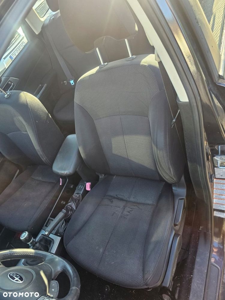 fotel przedni lewy kierowcy podgrzewany subaru forester iii - 1