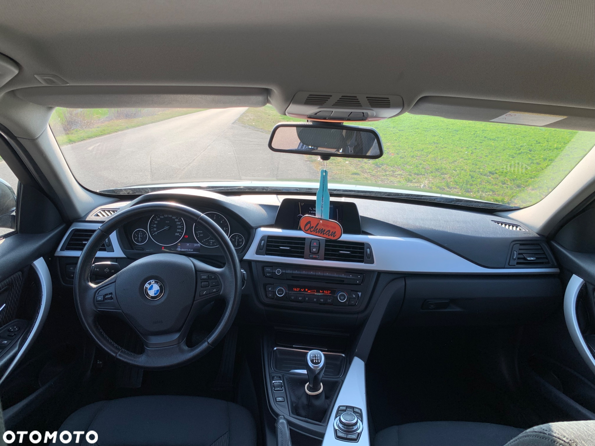 BMW Seria 3 318d - 12