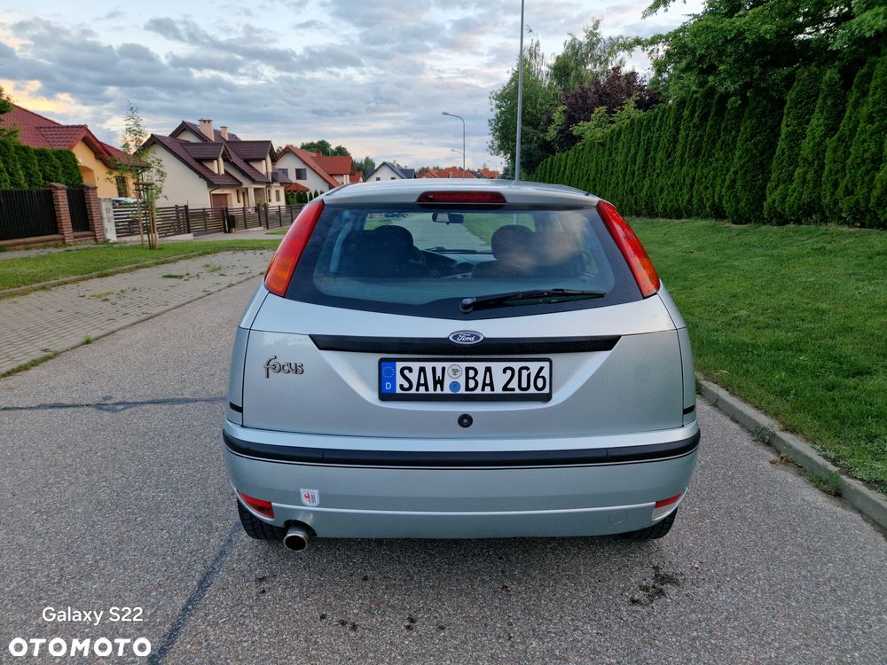 Ford Focus 1.6 16V Sport - 27