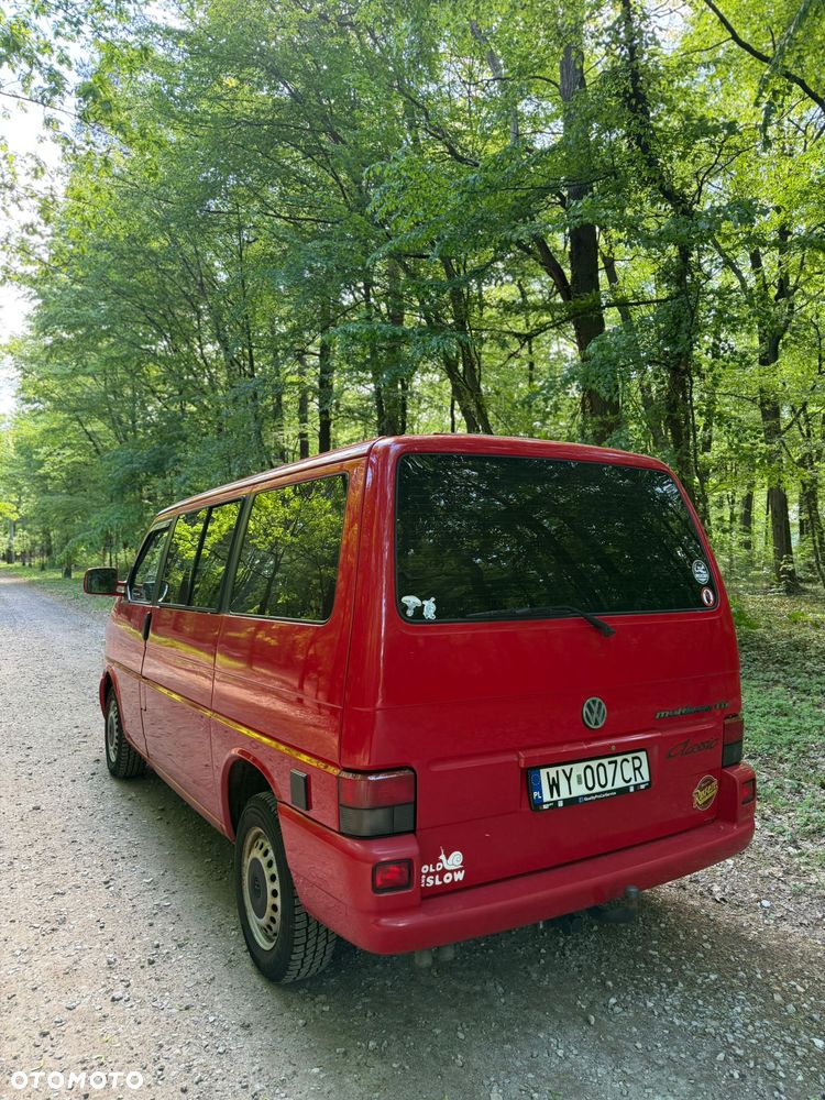 Volkswagen Multivan - 13