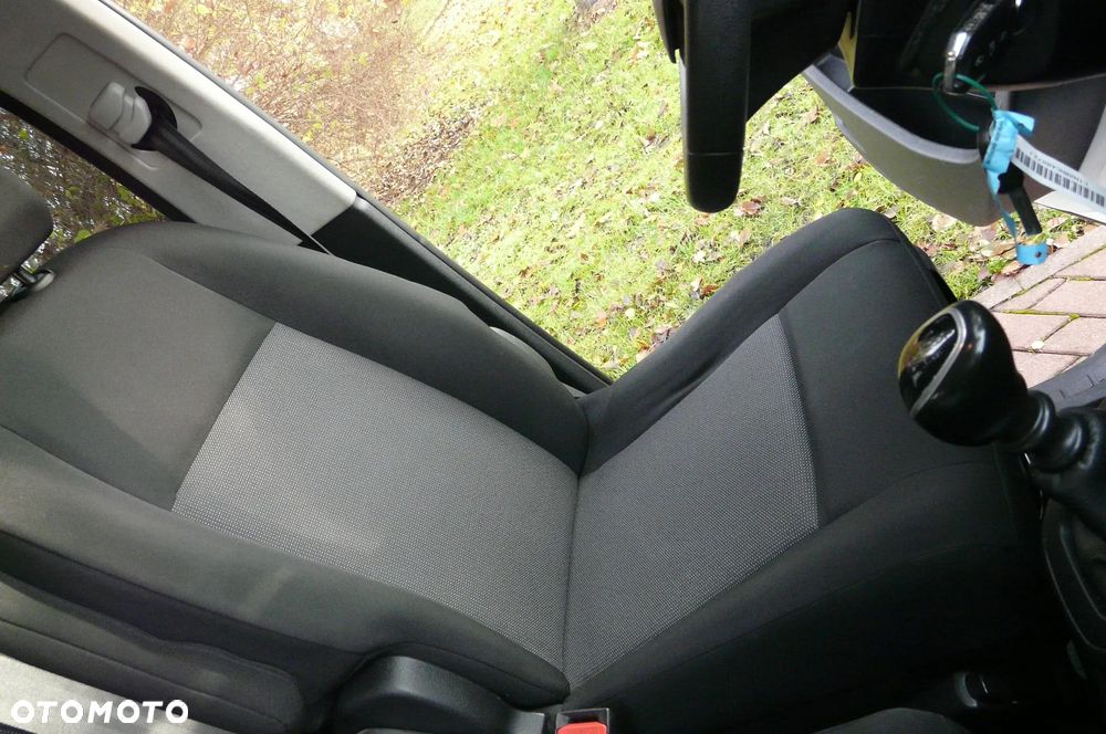 Opel Vivaro BRYGADÓWKA - 33