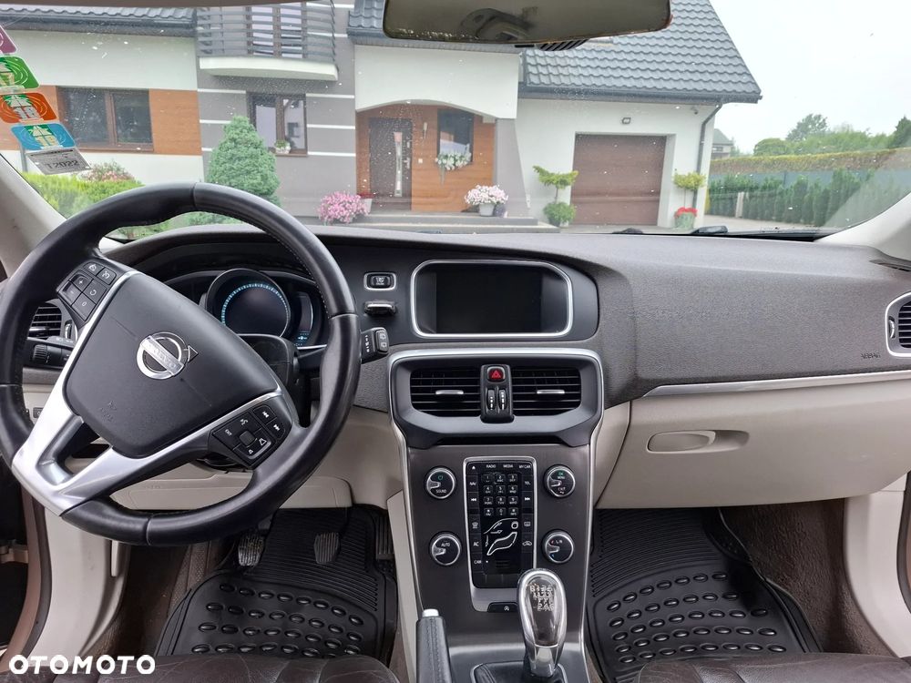 Volvo V40 D2 You - 20