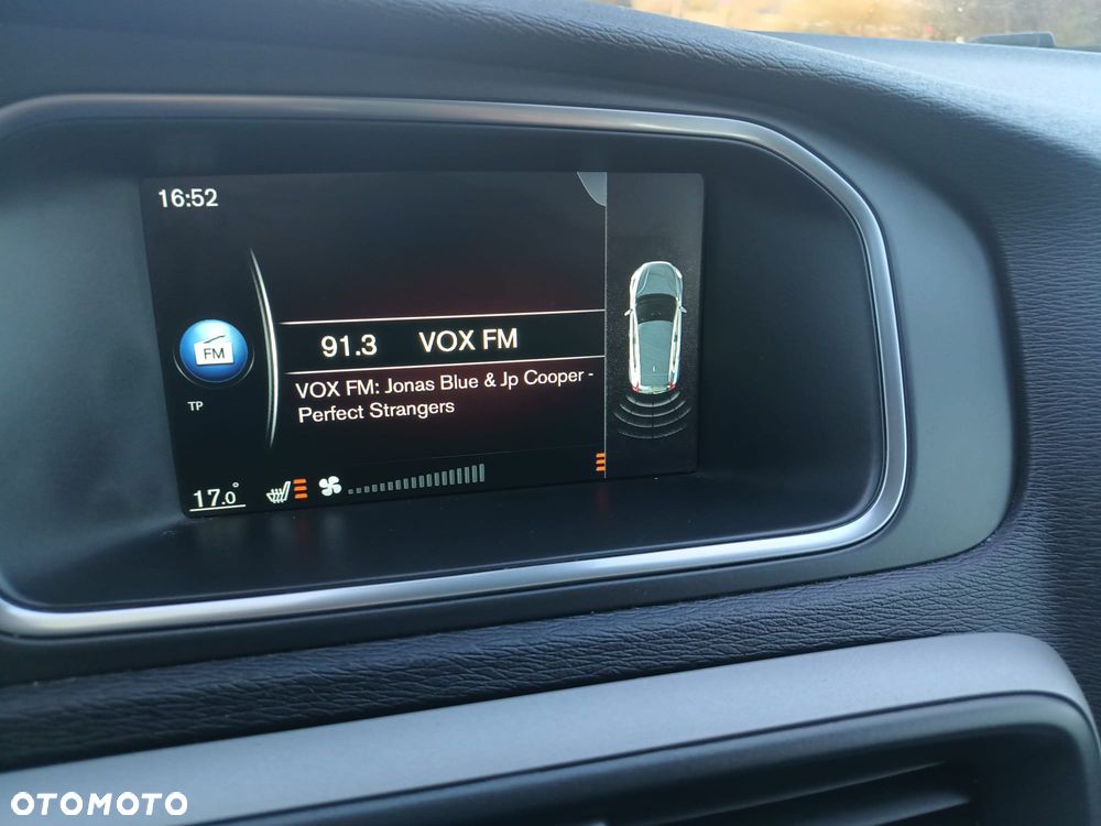 Volvo V40 D4 Momentum - 12