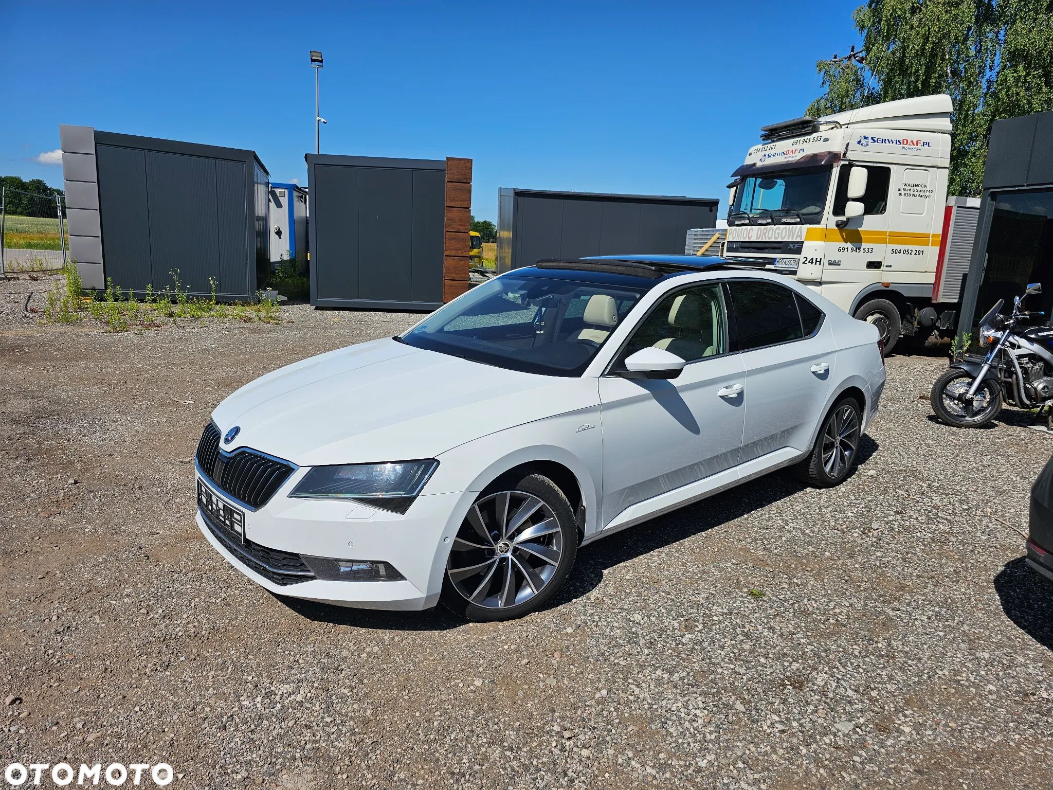 Skoda Superb 2.0 TDI L&K DSG - 1