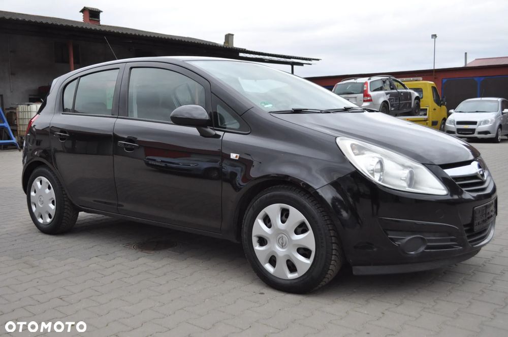 Opel Corsa 1.2 16V Cosmo - 19
