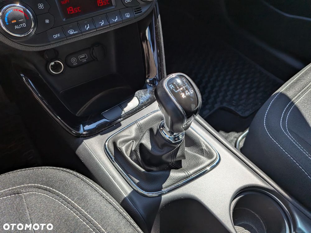 Kia Ceed 1.6 GDI L Business Line - 13