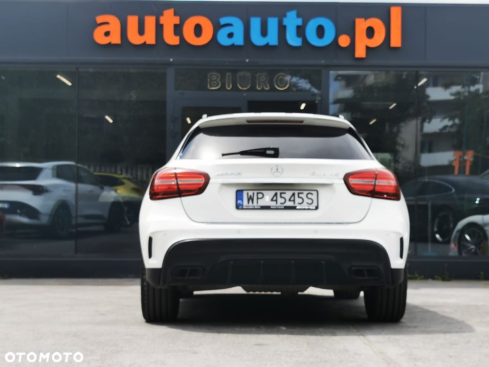Mercedes-Benz GLA AMG 45 4Matic AMG Speedshift 7G-DCT AMG Night Edition - 32