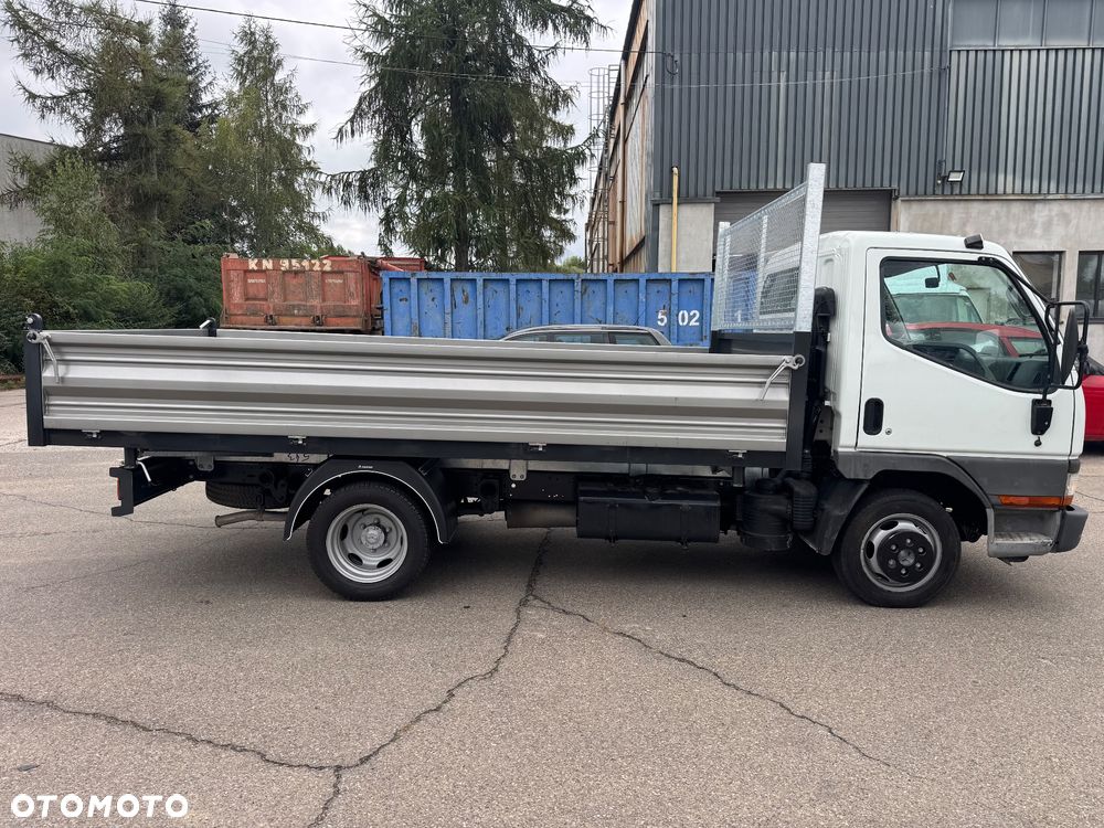 Mitsubishi Canter - 4