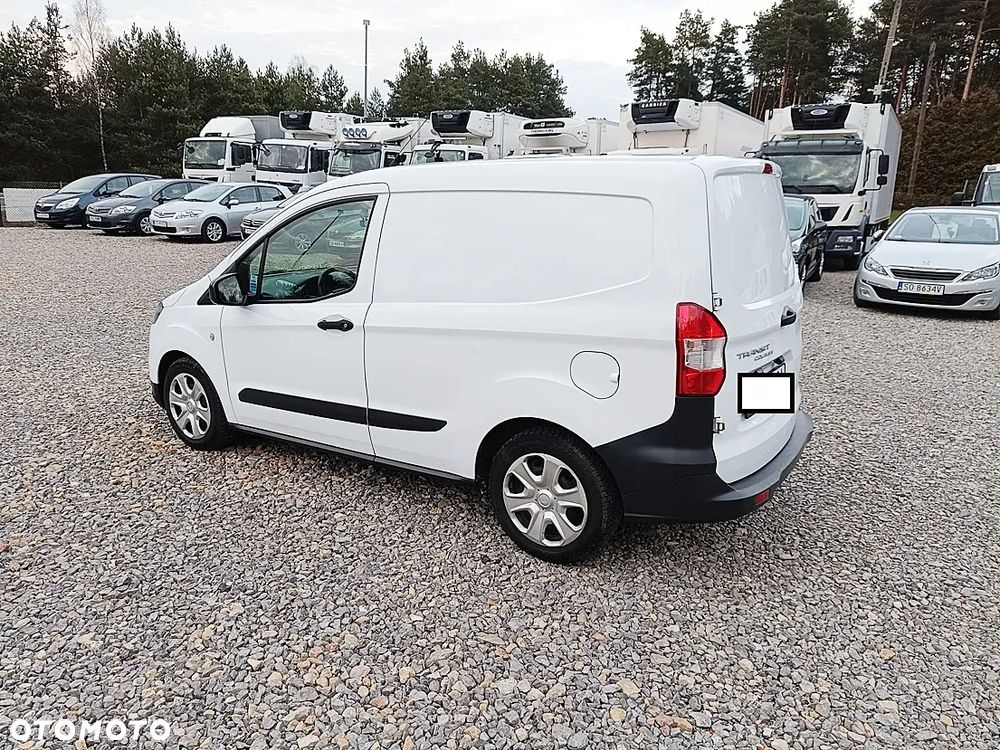 Ford Transit courier - 4