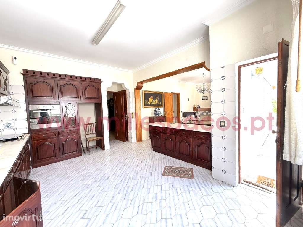 Moradia V6 com Garagem Centro da Cidade - Grande imagem: 4/57