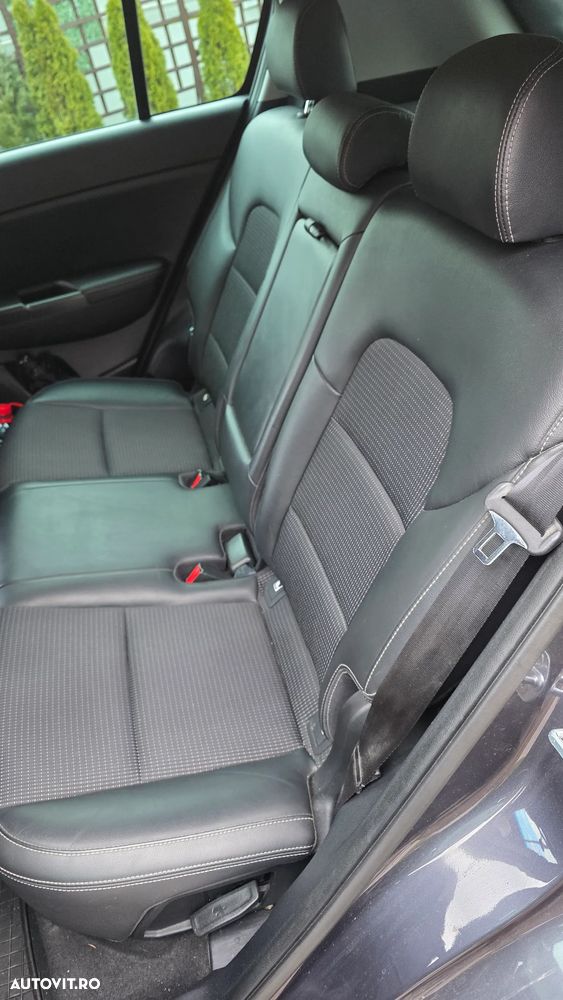 Kia Sportage 2.0 DSL 6AT 4x4 Style - 8