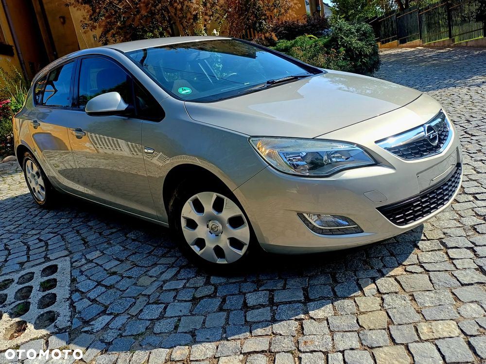 Opel Astra IV 1.6 Edition - 1