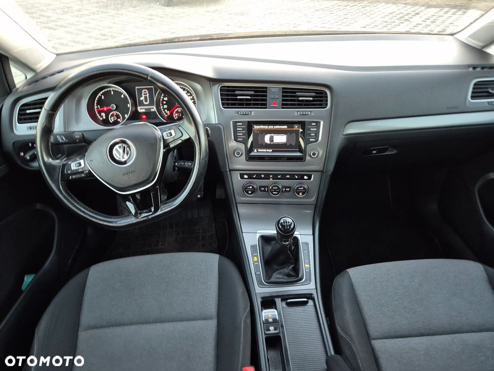 Volkswagen Golf 1.6 BlueTDI Comfortline - 17