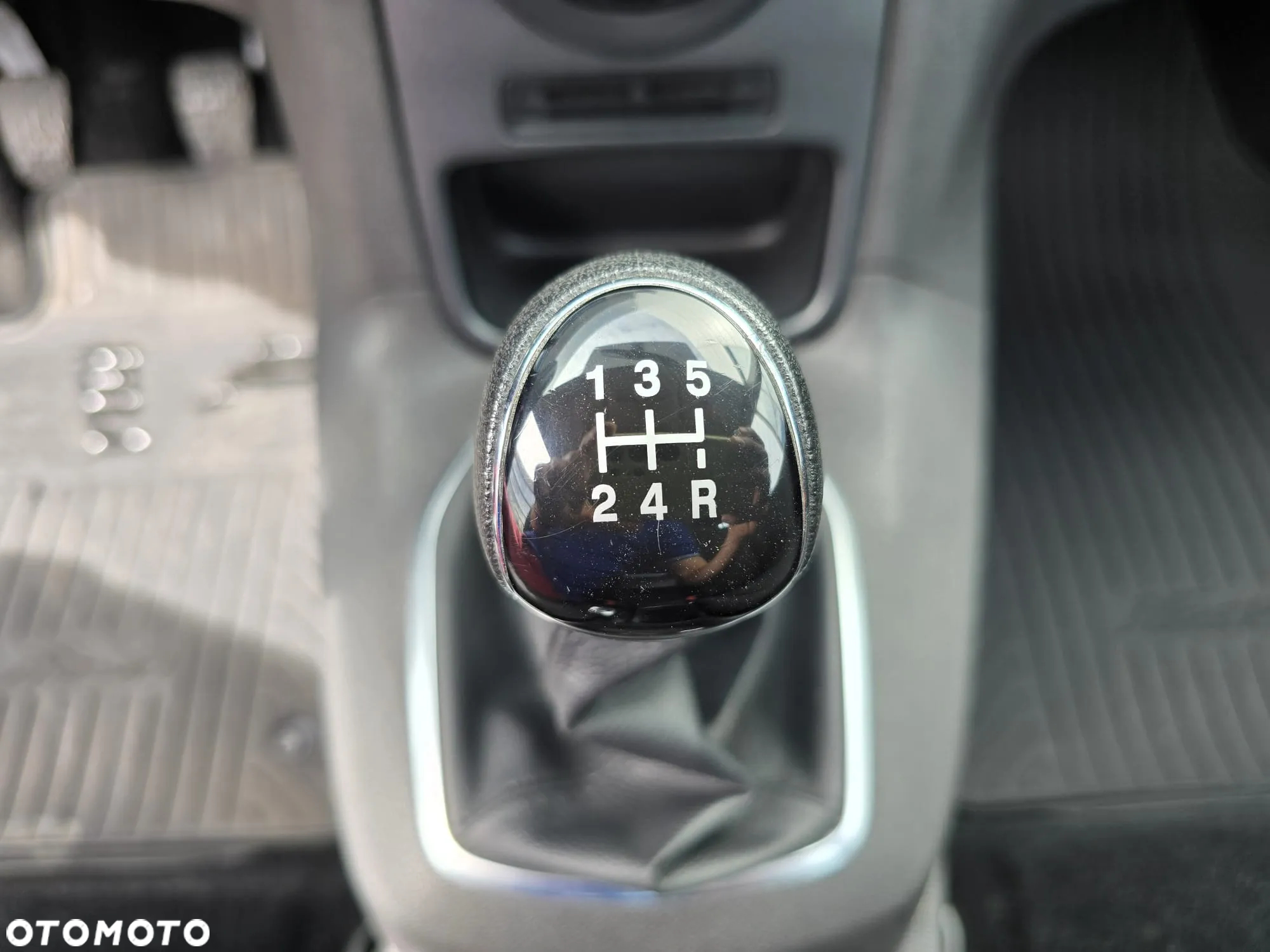 Ford Fiesta 1.0 EcoBoost Titanium - 14