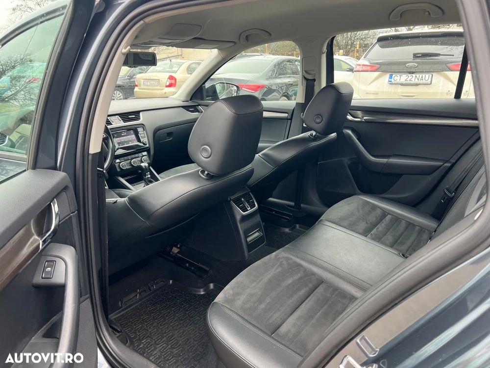 Skoda Octavia 2.0 TDI 4x4 DSG Scout - 14