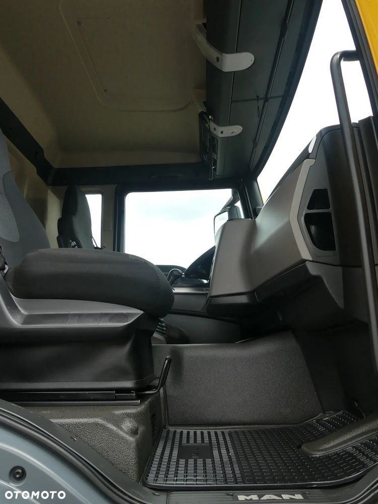 MAN TGS 41.470 / 8x8 / WYWROTKA KH-KIPPER / MANUAL / EURO 6 / - 29
