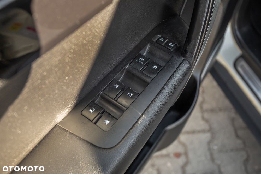 Chevrolet Captiva 2.2 4WD Automatik LTZ - 30