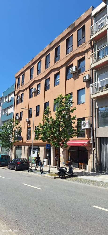 Vende Escritório Rua de Santos Pousada Porto - Grande imagem: 2/6
