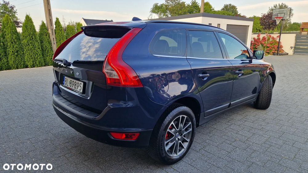 Volvo XC 60 D4 Geartronic Momentum - 27