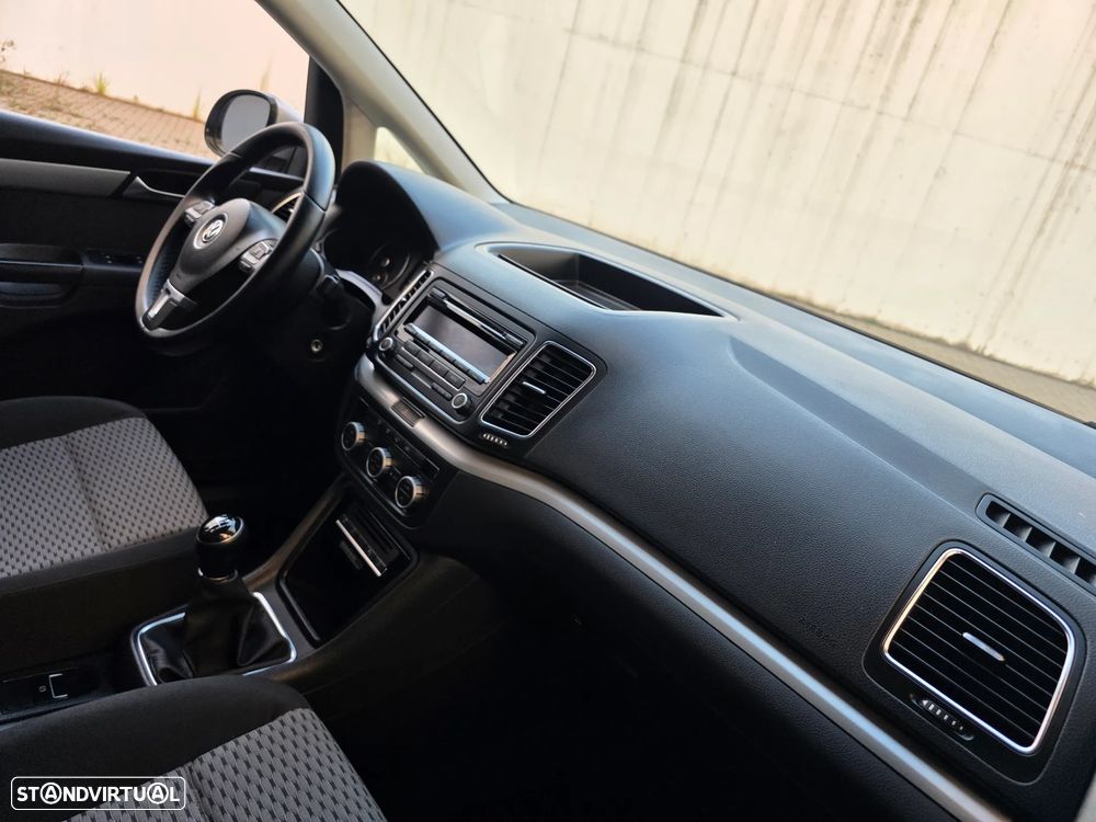 VW Sharan 2.0 TDI Confortline - 43