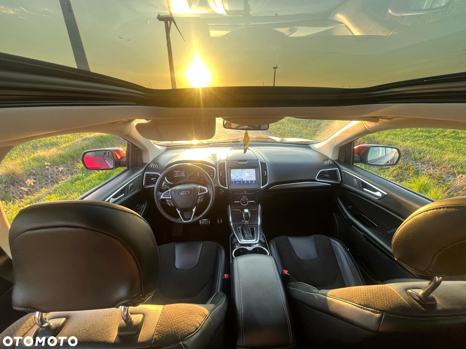 Ford Edge - 12