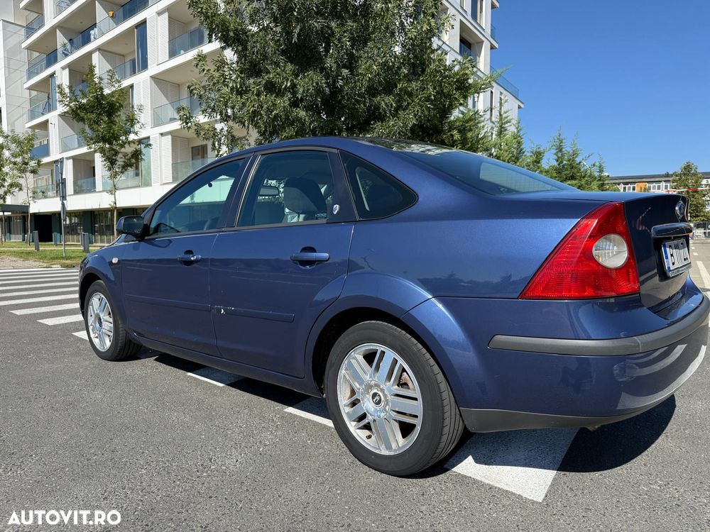 Ford Focus 2.0 TDCi Ghia - 4