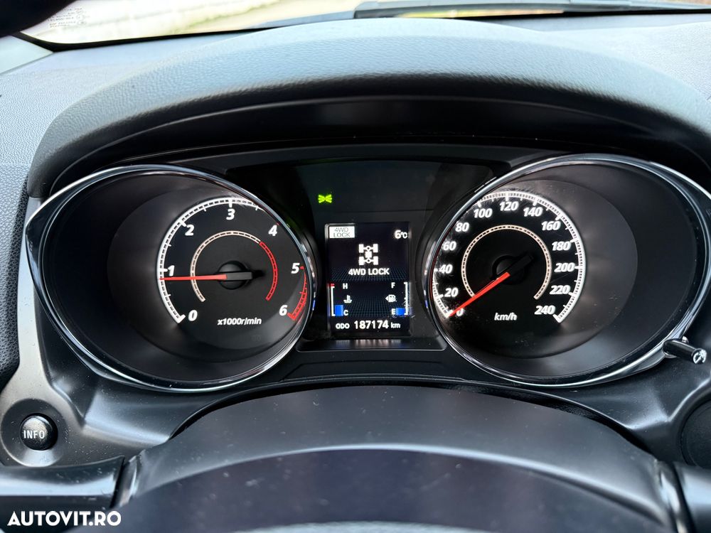 Mitsubishi ASX 1.8 DI-D 4WD Intense - 20