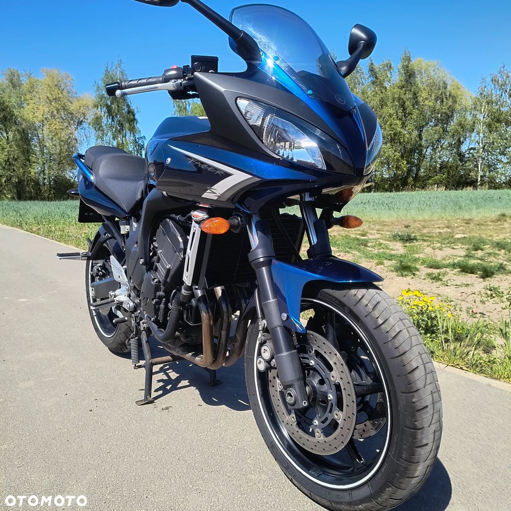 Yamaha FZ6 - 18
