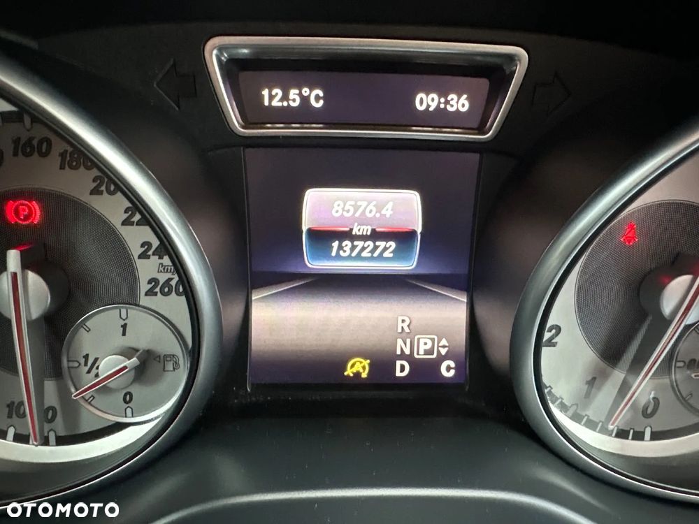 Mercedes-Benz GLA 250 4-Matic - 15