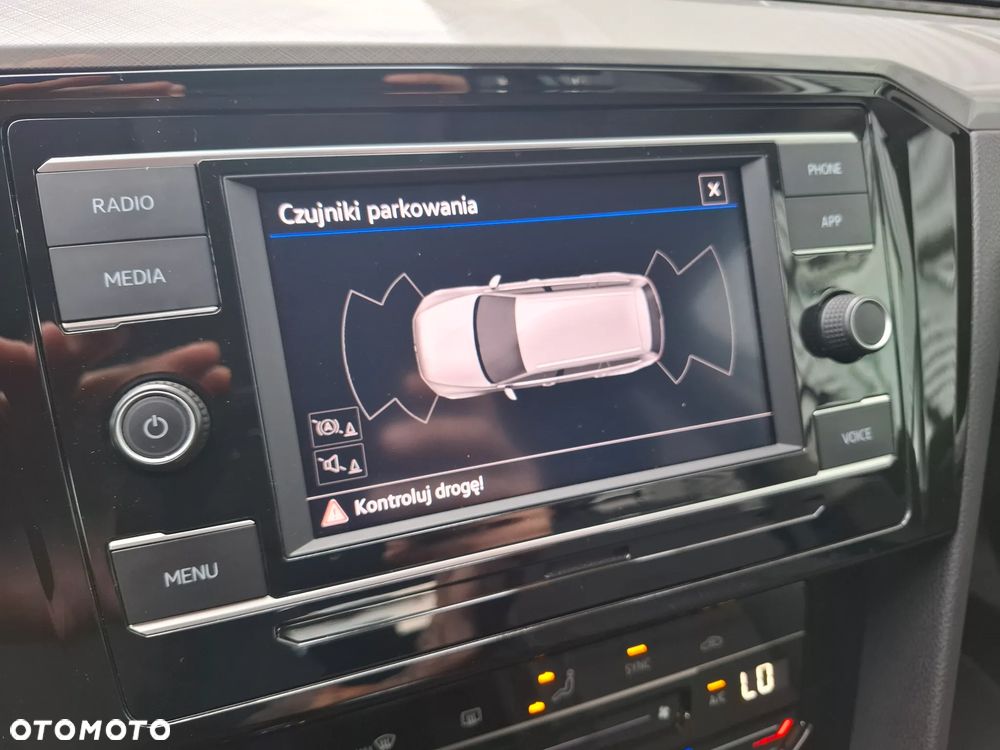 Volkswagen Passat Variant 1.5 TSI EVO Business - 18