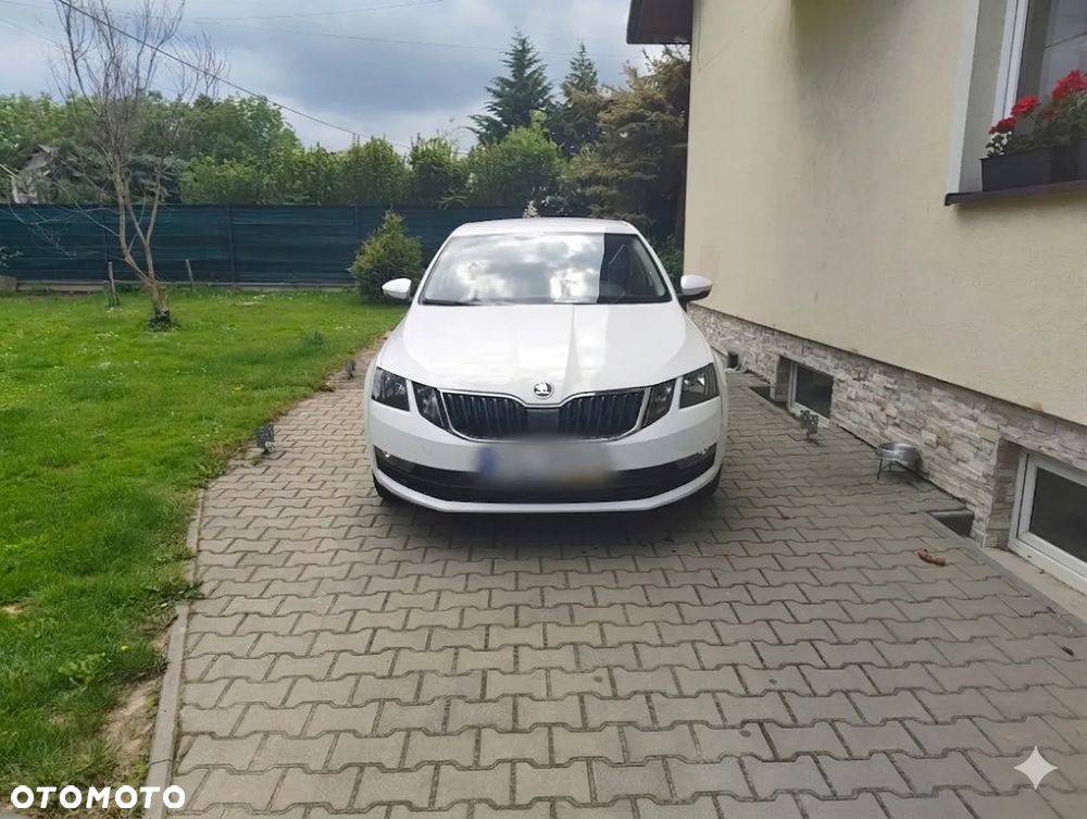 Skoda Octavia 2.0 TDI Ambition DSG - 2