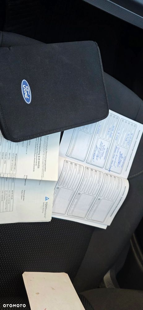 Ford Focus - 16