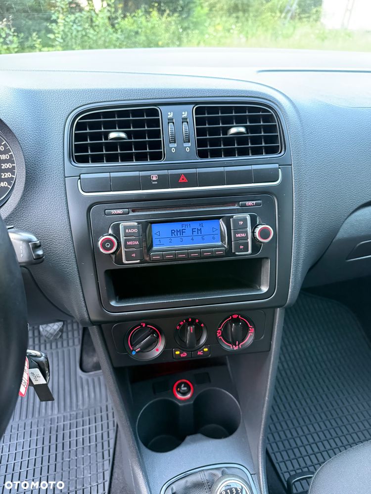 Volkswagen Polo 1.4 Team - 19