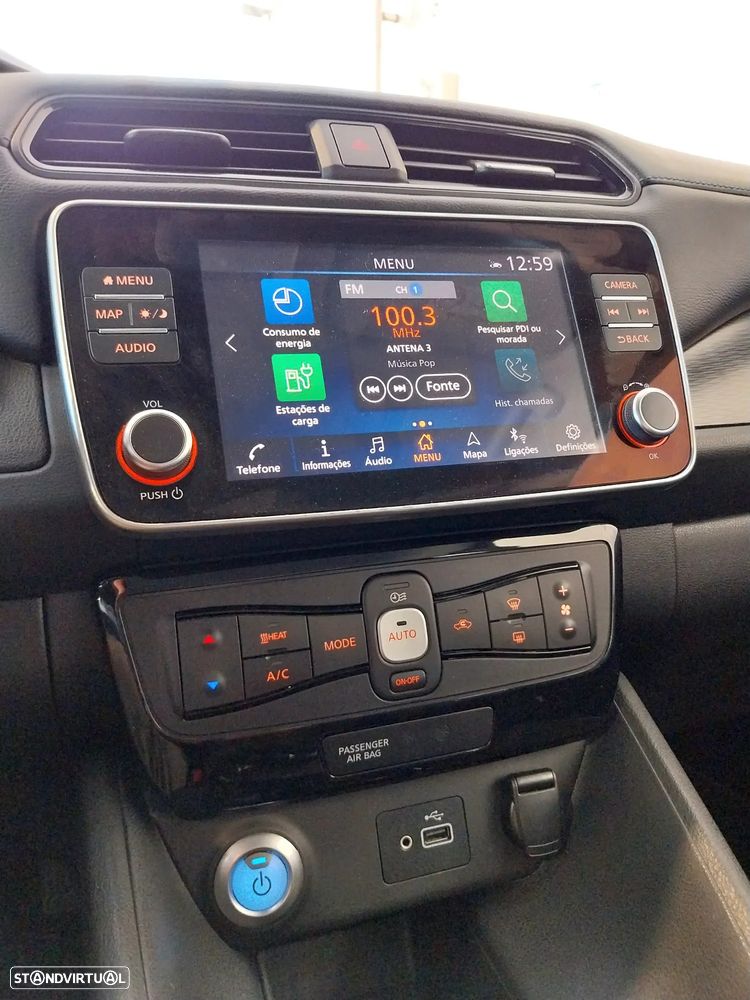 Nissan Leaf Acenta - 23