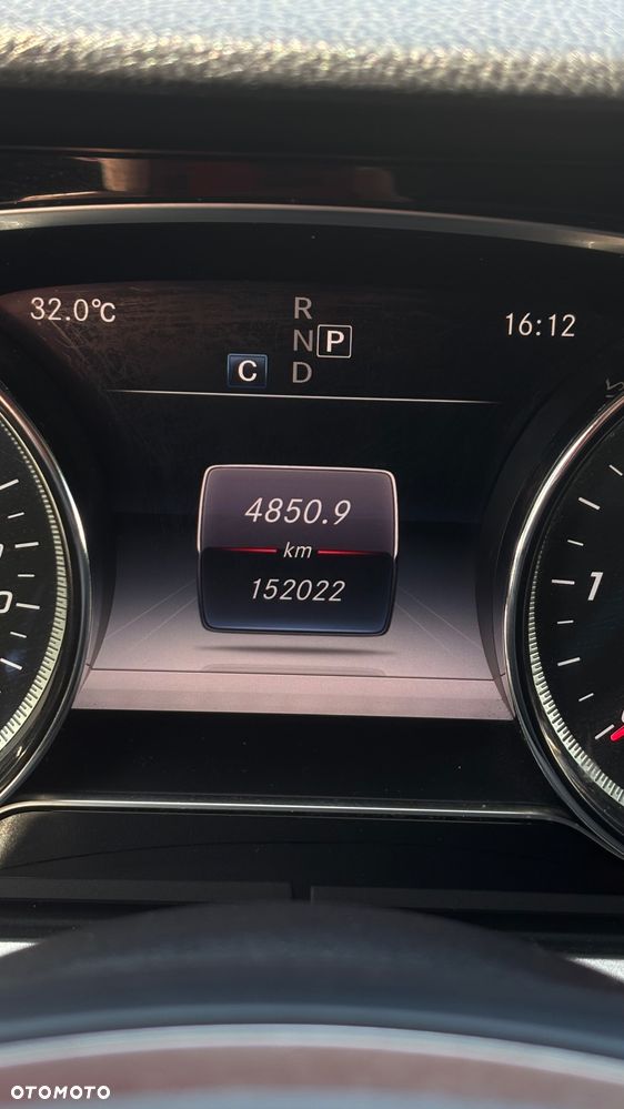 Mercedes-Benz Klasa E 200 d 9G-TRONIC - 20