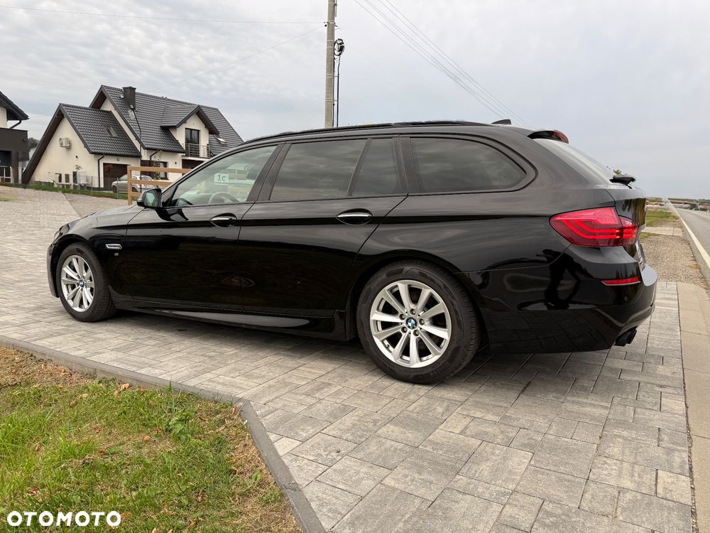 BMW Seria 5 525d Sport-Aut Luxury Line - 6