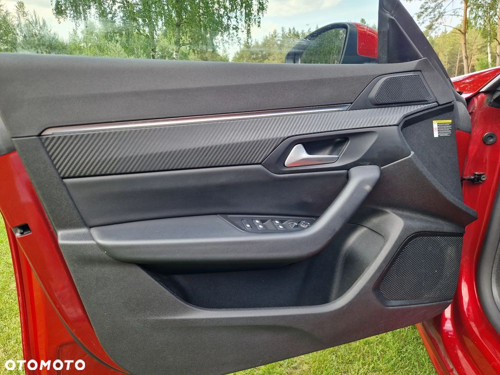 Peugeot 508 PureTech 180 EAT8 Allure - 12